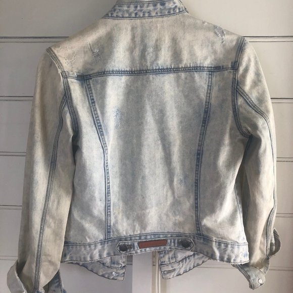 ZARA distressed denim jacket - Picture 2 of 4